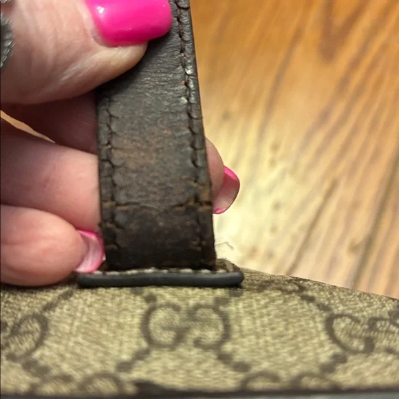 Gucci GG Supreme Monogram Medium Joy Tote - Brown Leather - Picture 6 of 15